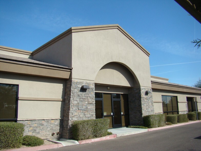 535 E McKellips Rd, Mesa, AZ à vendre - Photo de l’immeuble – Image 2 sur 17
