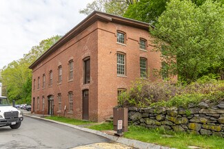 Plus de détails pour 12 Damonmill Sq, Concord, MA - Bureau à louer