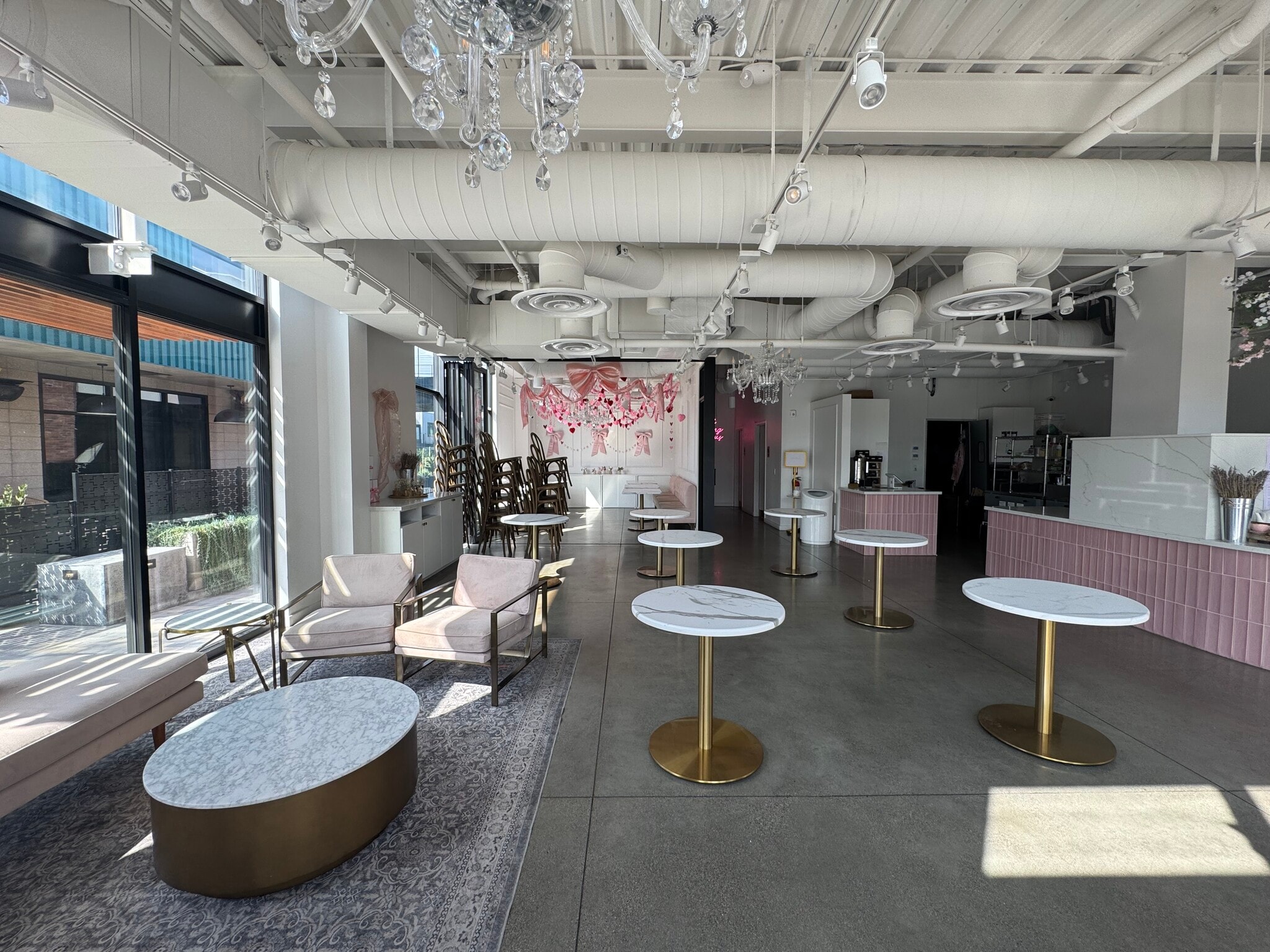 329 S Highway 101, Solana Beach, CA à louer Photo intérieure– Image 1 sur 10