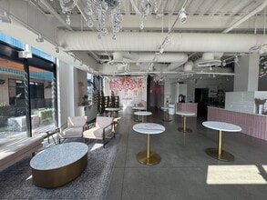 329 S Highway 101, Solana Beach, CA à louer Photo intérieure– Image 1 sur 10