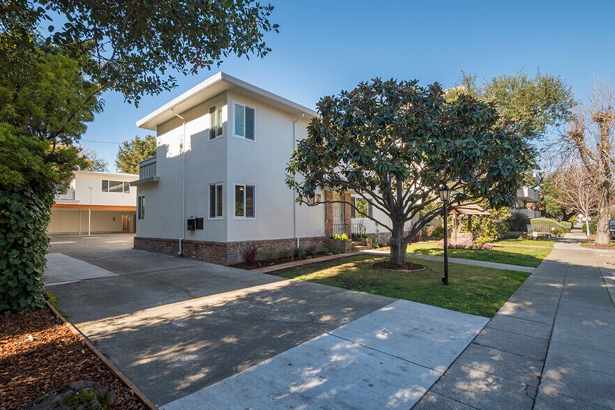 22 Duane St, Redwood City, CA à vendre - Photo de l’immeuble – Image 2 sur 14