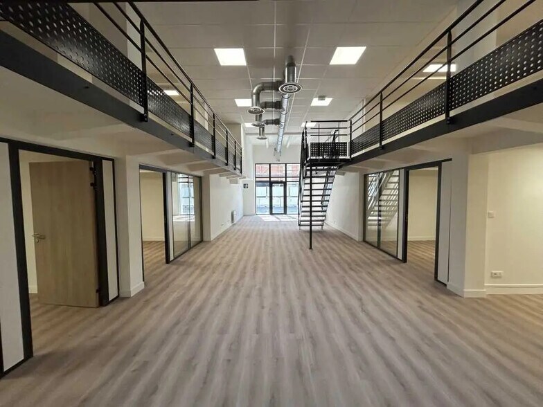 Bureau dans Le Havre à vendre - Photo de l’immeuble – Image 1 sur 6