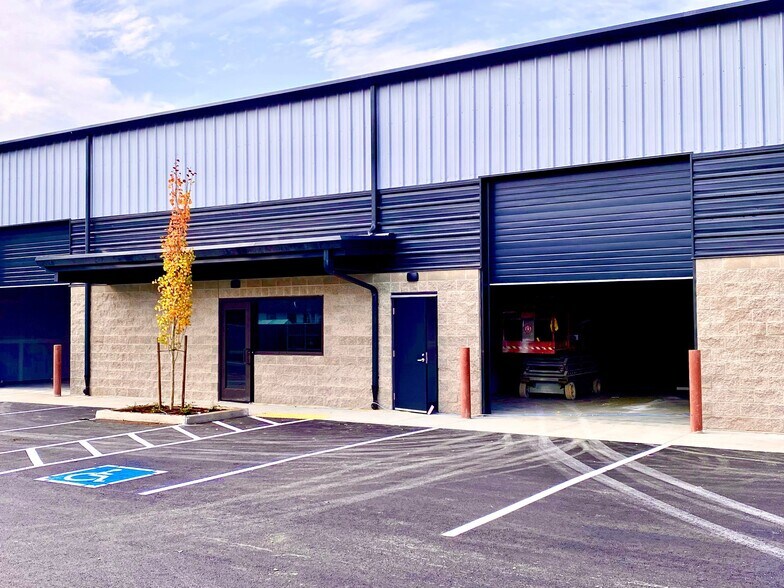 11413 NE 126th St, Vancouver, WA à louer - Photo de l’immeuble – Image 2 sur 6