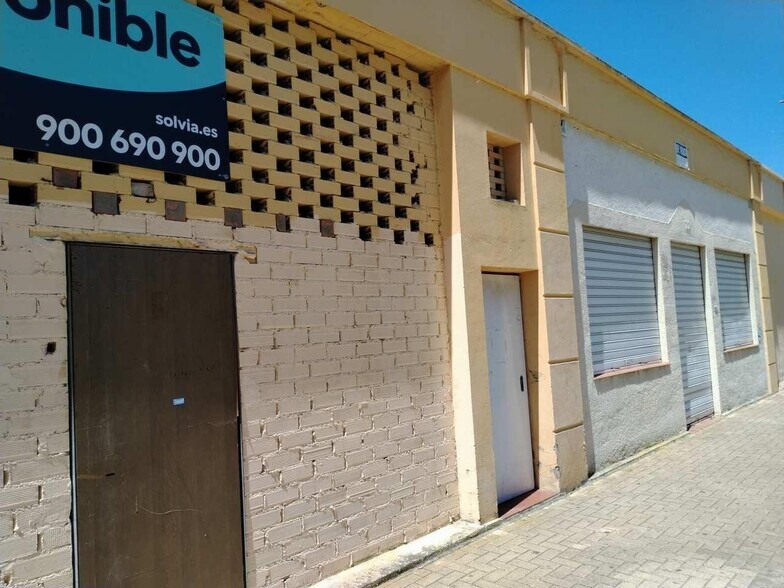 Local commercial dans Algeciras, Cádiz à vendre - Photo de l’immeuble – Image 2 sur 9