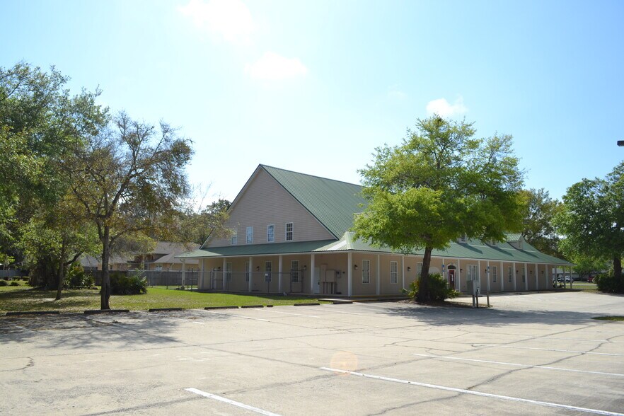 6050 Saint Johns Ave, Palatka, FL à vendre - Photo de l’immeuble – Image 3 sur 5