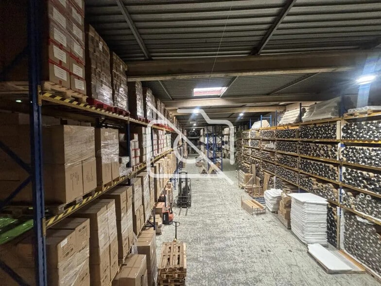 Industriel/Logistique dans Chennevières-sur-Marne à vendre - Photo intérieure – Image 2 sur 5