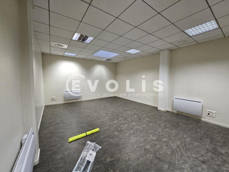 Bureau dans Montrouge à louer - Photo intérieure – Image 2 sur 36