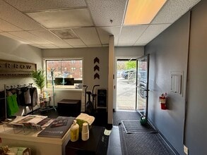 3837-3847 13th Ave W, Seattle, WA à louer Photo intérieure– Image 1 sur 4