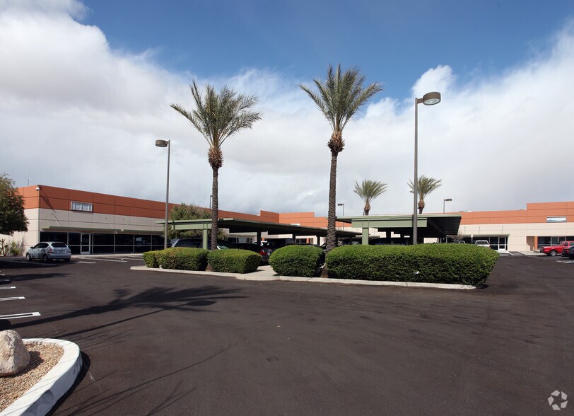 3280 E Hemisphere Loop, Tucson, AZ à louer - Photo de l’immeuble – Image 2 sur 6