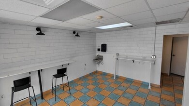 21113 Johnson St, Pembroke Pines, FL à louer Photo intérieure– Image 2 sur 6