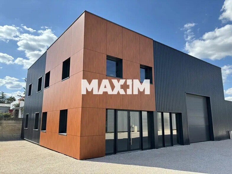 11 Rue De La Petite Fin, Fontaine-lès-Dijon à louer - Photo principale – Image 1 sur 5