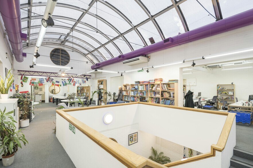 6 Blundell St, Londres à vendre - Photo intérieure – Image 3 sur 42