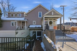 190 University Dr, Amherst, MA à louer Photo de l’immeuble– Image 1 sur 8