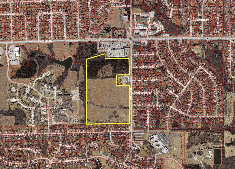 3000-3300 SW Urish Rd, Topeka, KS à vendre - Photo de l’immeuble – Image 2 sur 2