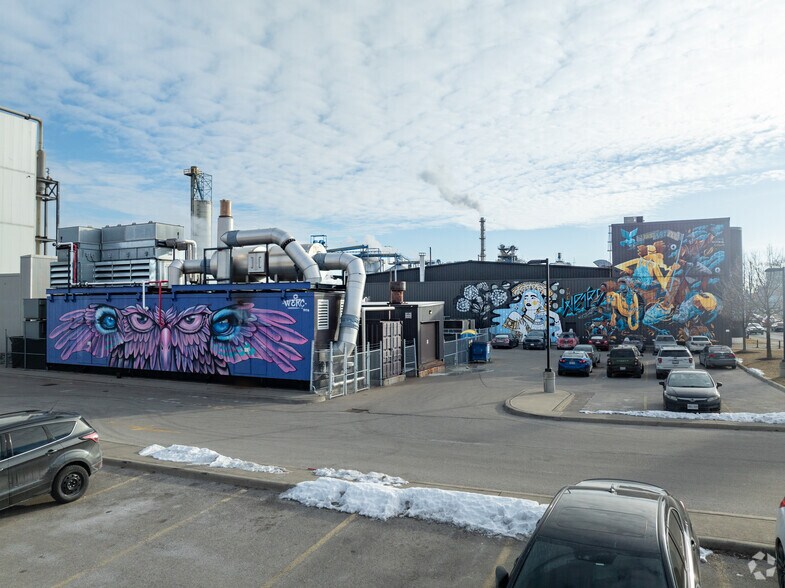 207 Burlington St E, Hamilton, ON à louer - Photo de l’immeuble – Image 2 sur 3