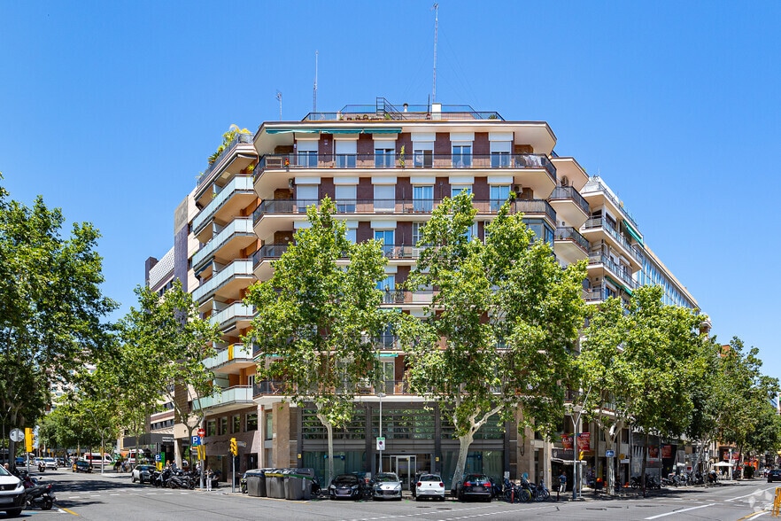 Local commercial dans Barcelone, Barcelona à louer - Photo principale – Image 1 sur 2
