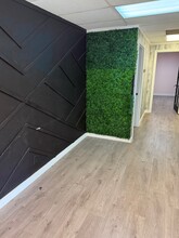 1085 N Main St, Orange, CA à louer Photo intérieure– Image 1 sur 5