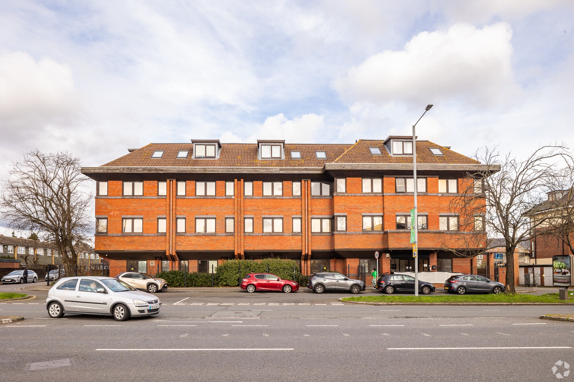 1390 Uxbridge Rd, Uxbridge à louer Photo de l’immeuble– Image 1 sur 7