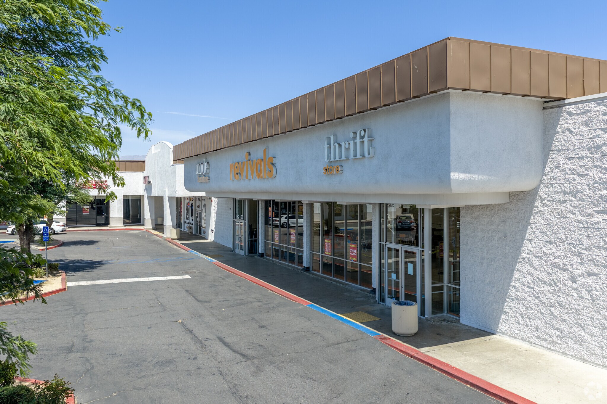 82140-82150 Highway 111, Indio, CA à vendre Photo principale– Image 1 sur 5