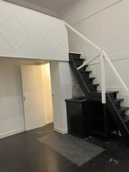 18 Rue De Tourtille, Paris à louer - Photo intérieure – Image 2 sur 5