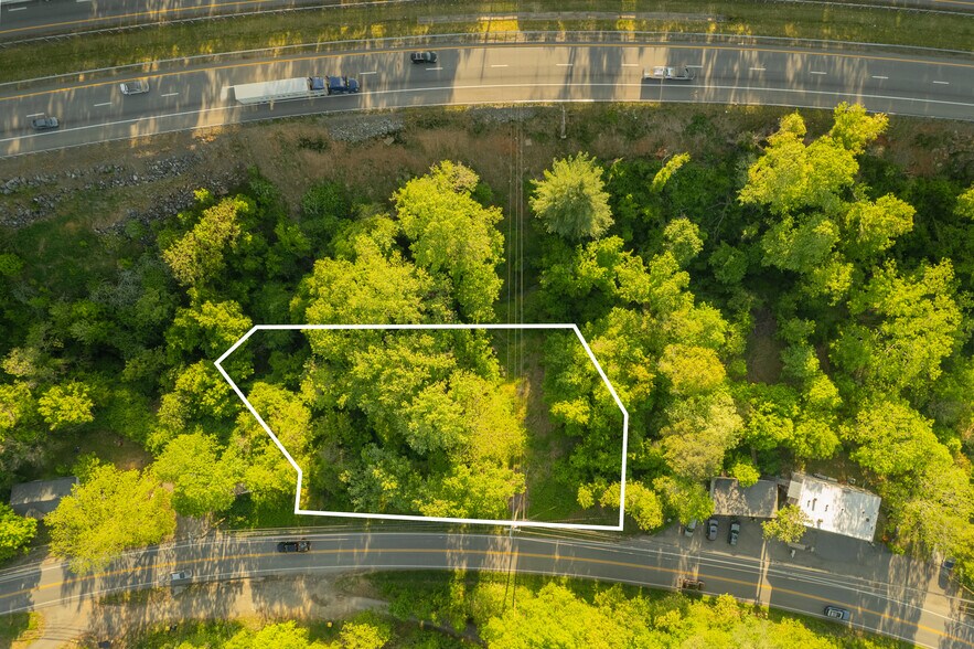 438 Weaverville rd, Asheville, NC à vendre - Aérien – Image 3 sur 14