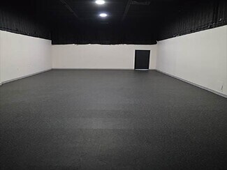 Plus de détails pour 24-50 Weybright Crt, Toronto, ON - Industriel/Logistique à vendre