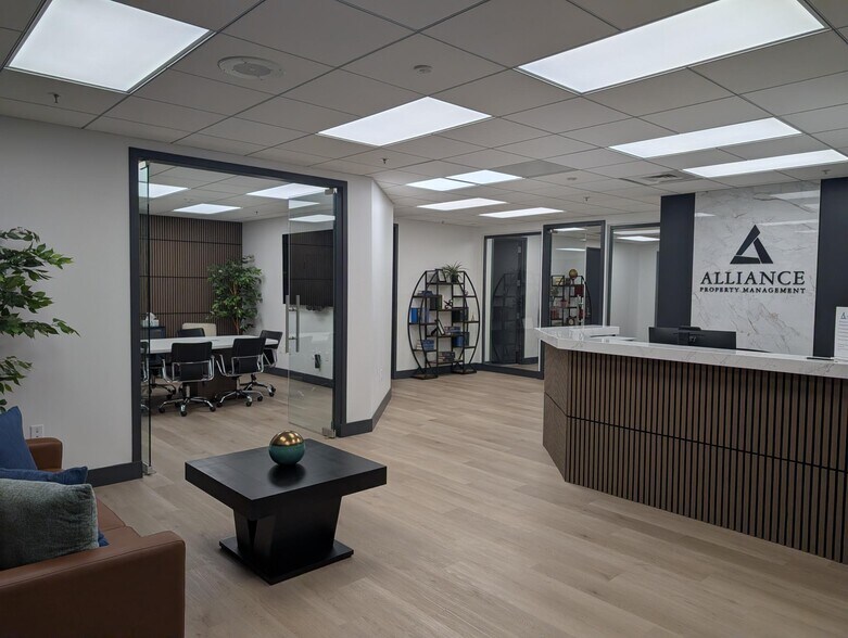 5730 S 1475 E, South Ogden, UT à louer - Photo de l’immeuble – Image 2 sur 13