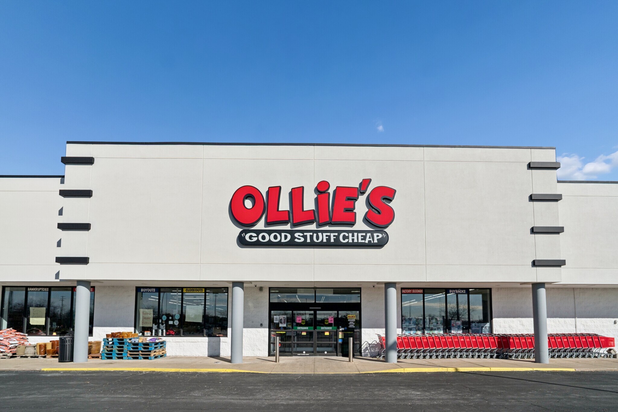 2350 Sycamore Rd, Dekalb, IL à louer Photo de l’immeuble– Image 1 sur 19