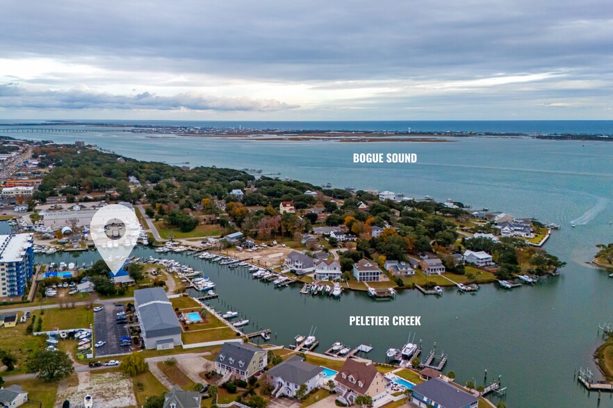 113 Lake Ave, Morehead City, NC à vendre - Photo de l’immeuble – Image 3 sur 9