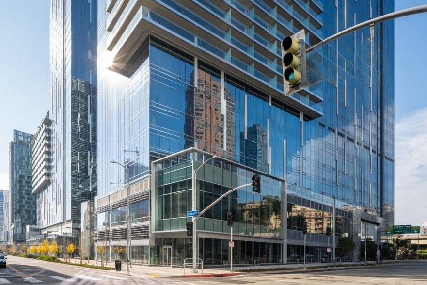 1000 W 8th St, Los Angeles, CA à louer - Photo de l’immeuble – Image 1 sur 88