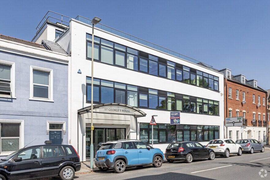 13-14 Ambrose St, Cheltenham à louer - Photo de l’immeuble – Image 2 sur 5