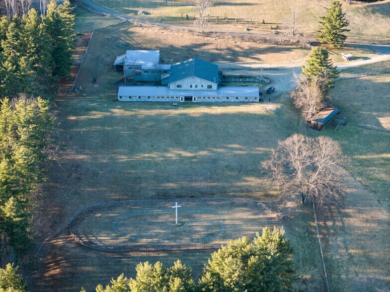 35 Fawn Ledge Ln, Jamaica, VT à vendre - Photo de l’immeuble – Image 3 sur 31