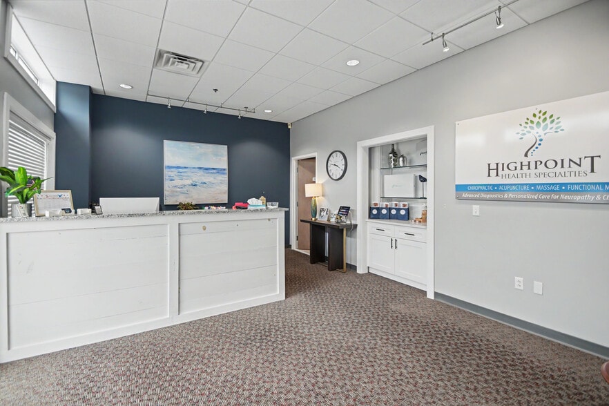 1600 Horizon Dr, Chalfont, PA à vendre - Photo intérieure – Image 2 sur 34