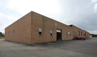 Plus de détails pour 12383-12387 Kinsman Rd, Newbury, OH - Industriel/Logistique à louer