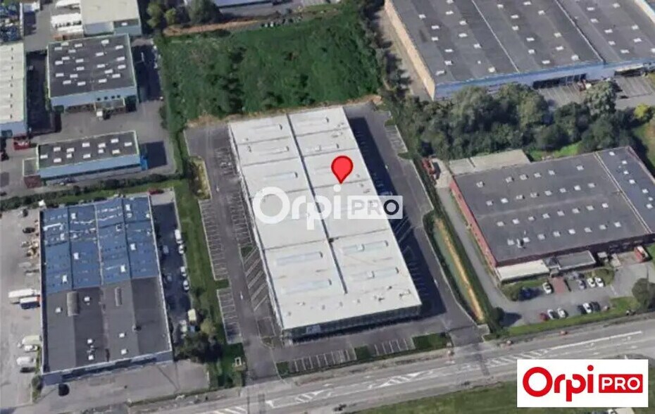 Industriel/Logistique dans Neuville-en-Ferrain à louer - Photo de l’immeuble – Image 1 sur 7