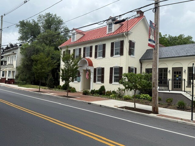 407 S Loudoun St, Winchester, VA à vendre - Photo de l’immeuble – Image 2 sur 18
