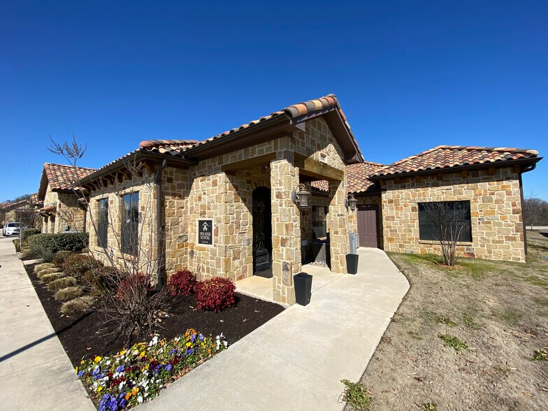 2101 E Kirkwood Blvd, Southlake, TX à louer - Photo principale – Image 1 sur 47