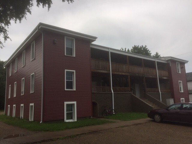 255 2nd St SW, Huron, SD à vendre - Photo de l’immeuble – Image 3 sur 17
