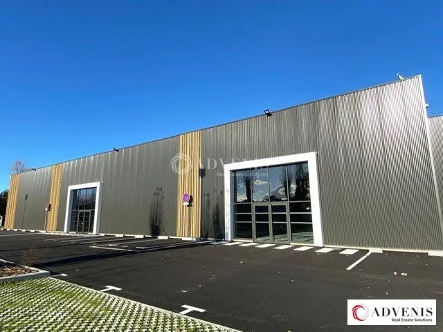 Local commercial dans La Teste-de-Buch à louer - Photo de l’immeuble – Image 3 sur 6