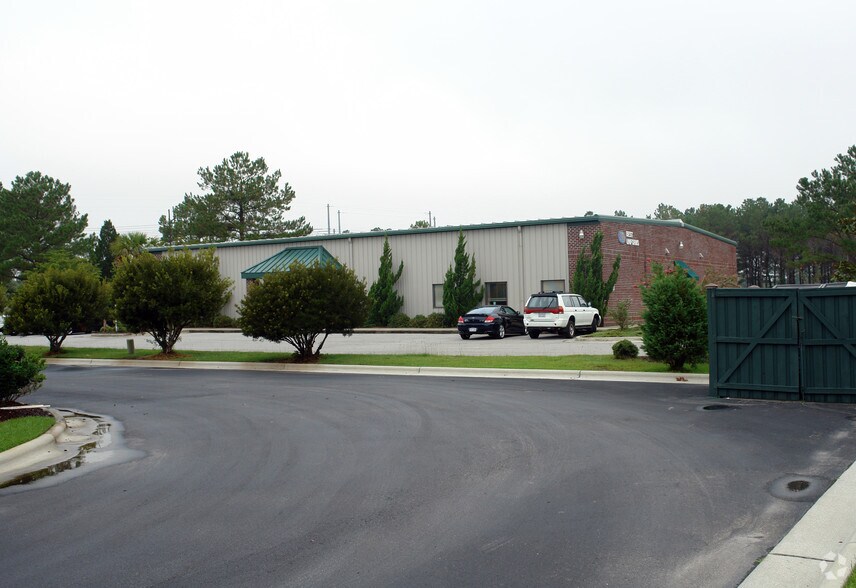 2716 Exchange Dr, Wilmington, NC à louer - Photo de l’immeuble – Image 2 sur 4