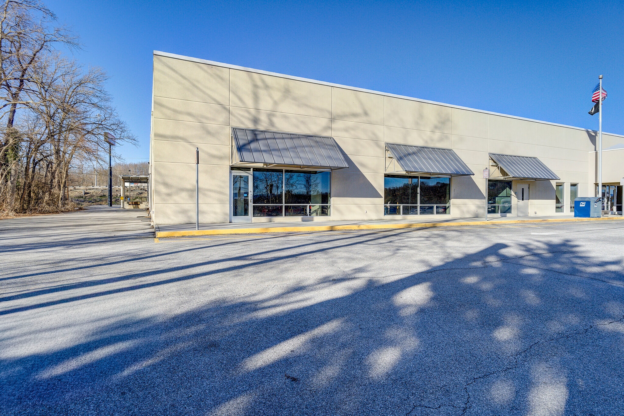 2002-2012 Lee Hwy, Bristol, VA à louer Photo intérieure– Image 1 sur 9