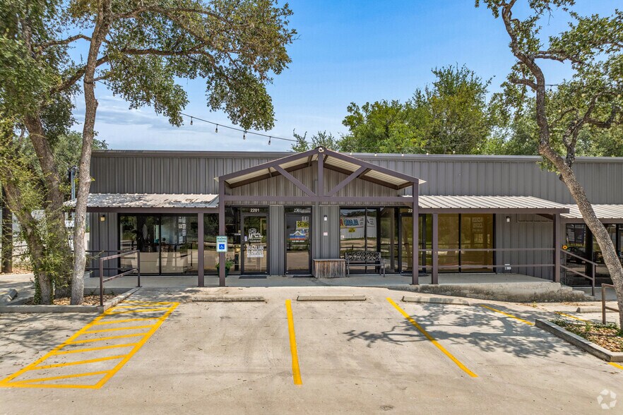 18820 Fm 2252, San Antonio, TX à louer - Photo de l’immeuble – Image 3 sur 12