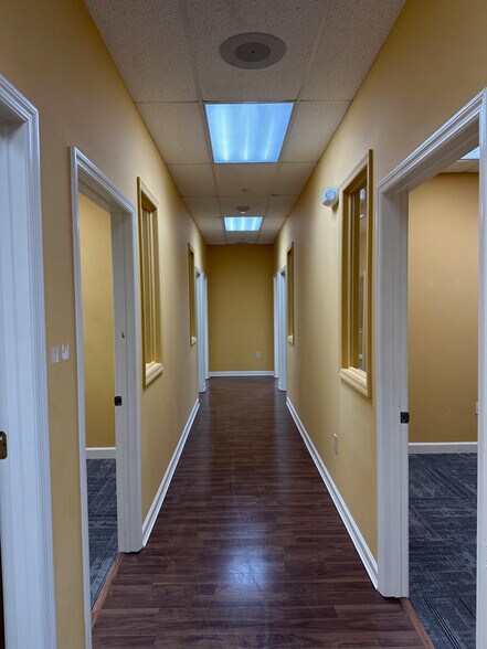 312 W 1st St, Sanford, FL à louer - Photo intérieure – Image 3 sur 15