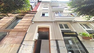 Plus de détails pour Calle de Isabel la Católica, Santander - Local commercial à vendre