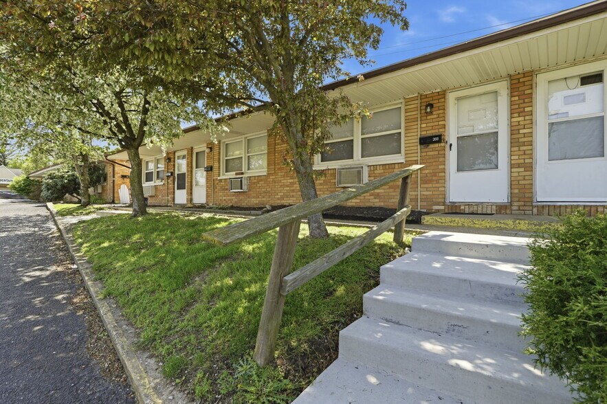 7559 Mentor Ave, Mentor, OH à vendre - Photo de l’immeuble – Image 2 sur 23