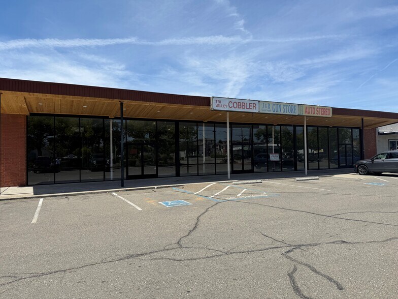 2558 Old 1st St, Livermore, CA à louer - Photo de l’immeuble – Image 3 sur 9