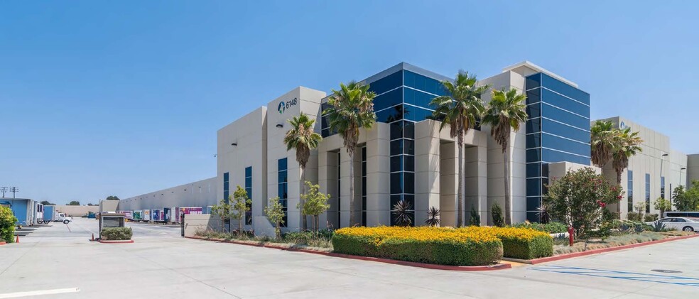 6100 Garfield Ave, Commerce, CA à louer - Photo de l’immeuble – Image 3 sur 12