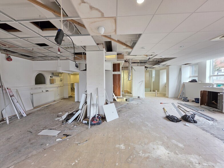 56 St. Annes Rd W, Lytham St Annes à louer - Photo de l’immeuble – Image 3 sur 21