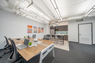 325 W Huron St, Chicago, IL à louer Photo intérieure– Image 2 sur 8