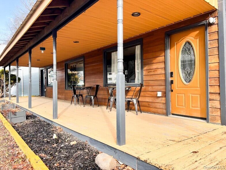 242 Main St, Grahamsville, NY à vendre - Photo de l’immeuble – Image 3 sur 13